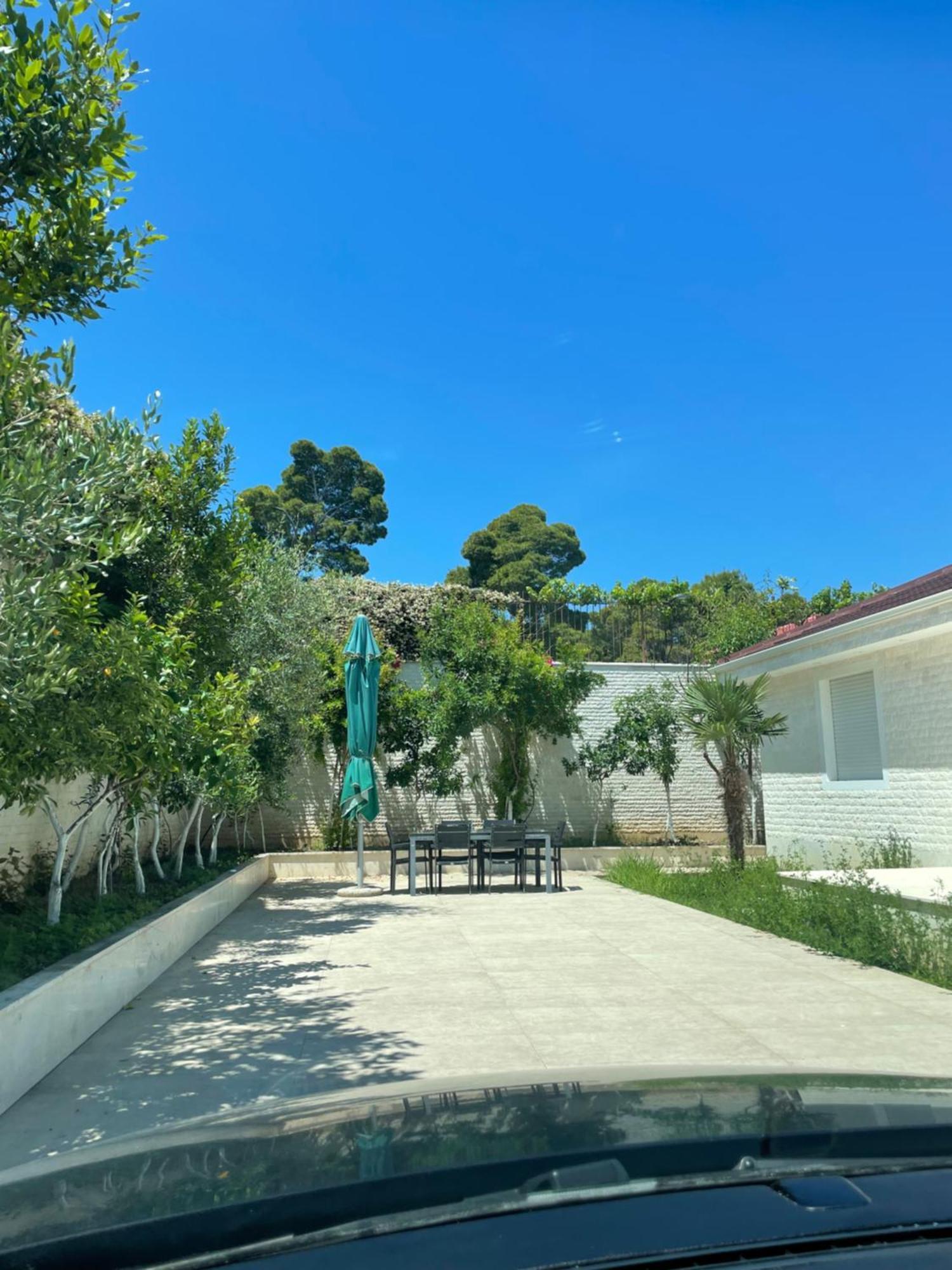 Gold Apartament Vlorë Εξωτερικό φωτογραφία